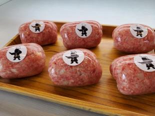 自家製ハンバーグ