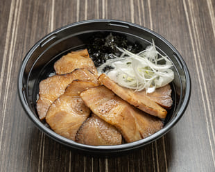 自家製チャーシュウ丼